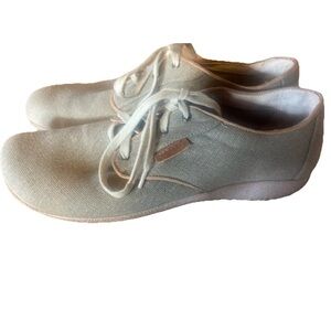 NAOT Tiaki Lace Up Khaki/Olive  Womens 42/US 10-11 
Canvas Comfort Shoe Sneaker